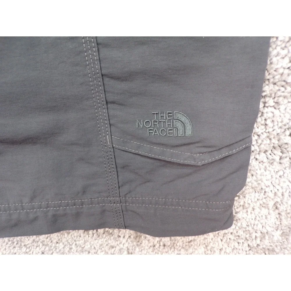 mens north face shorts adjustable size medium see pics